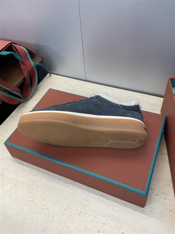 20251128153656587 340